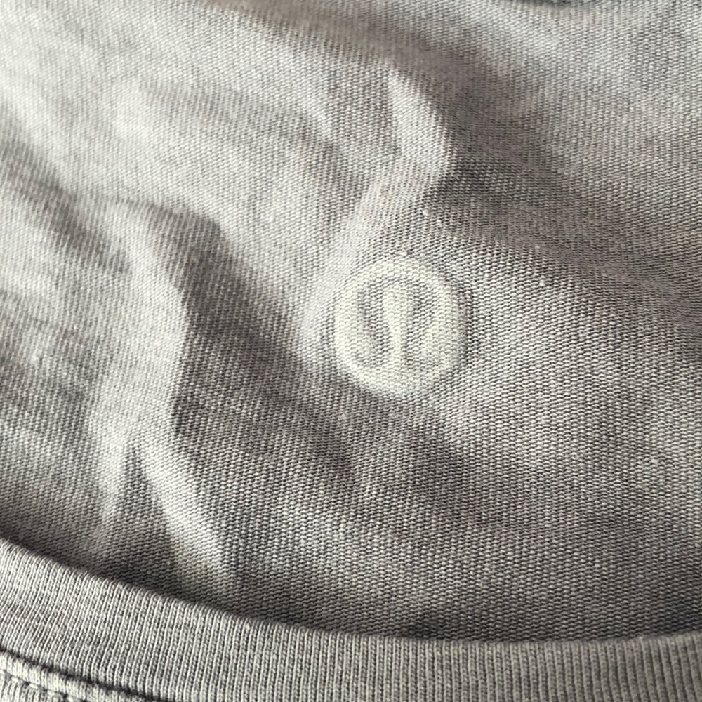 Lululemon shirt